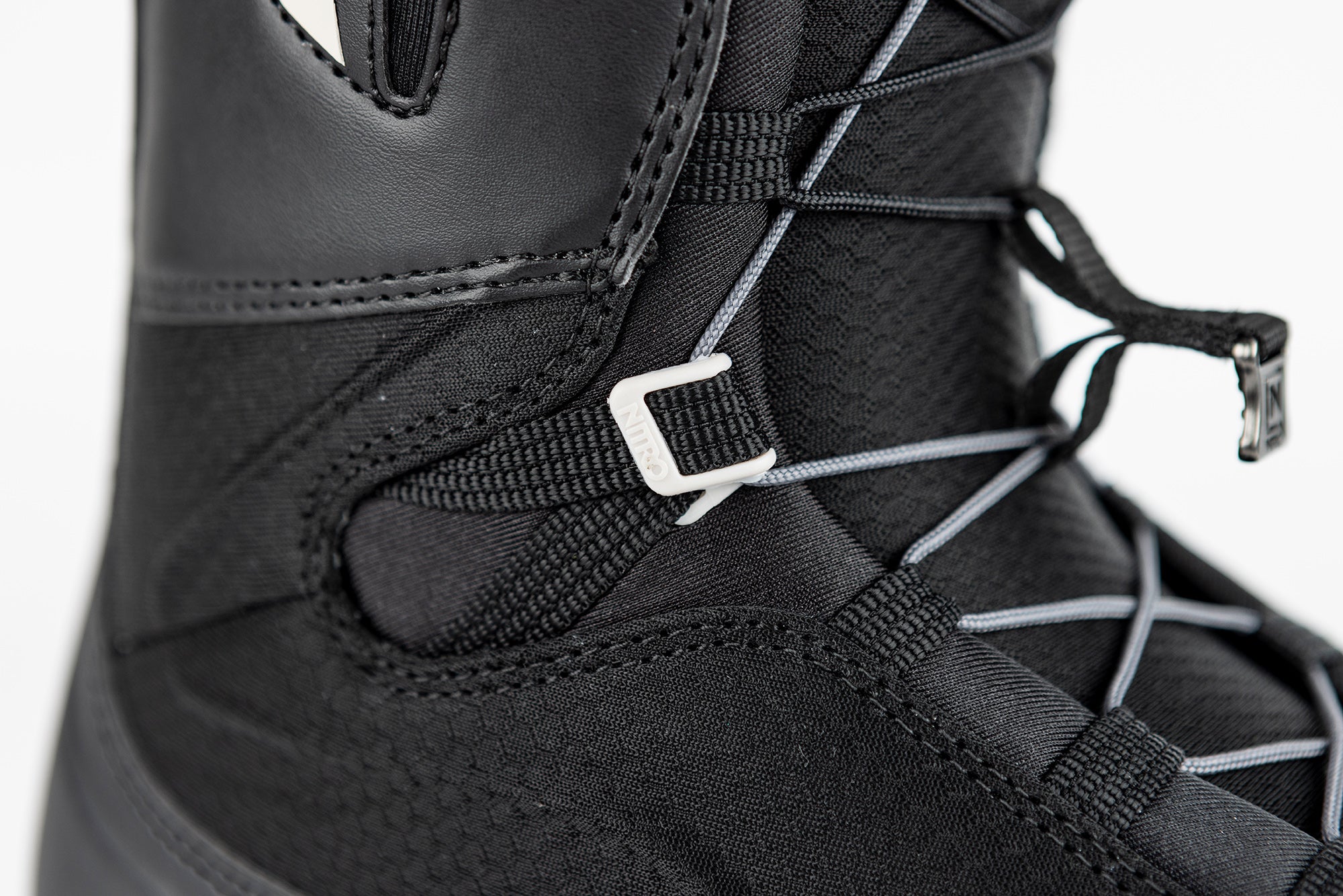 Nitro Women's Faint TLS snowboard boot 2025