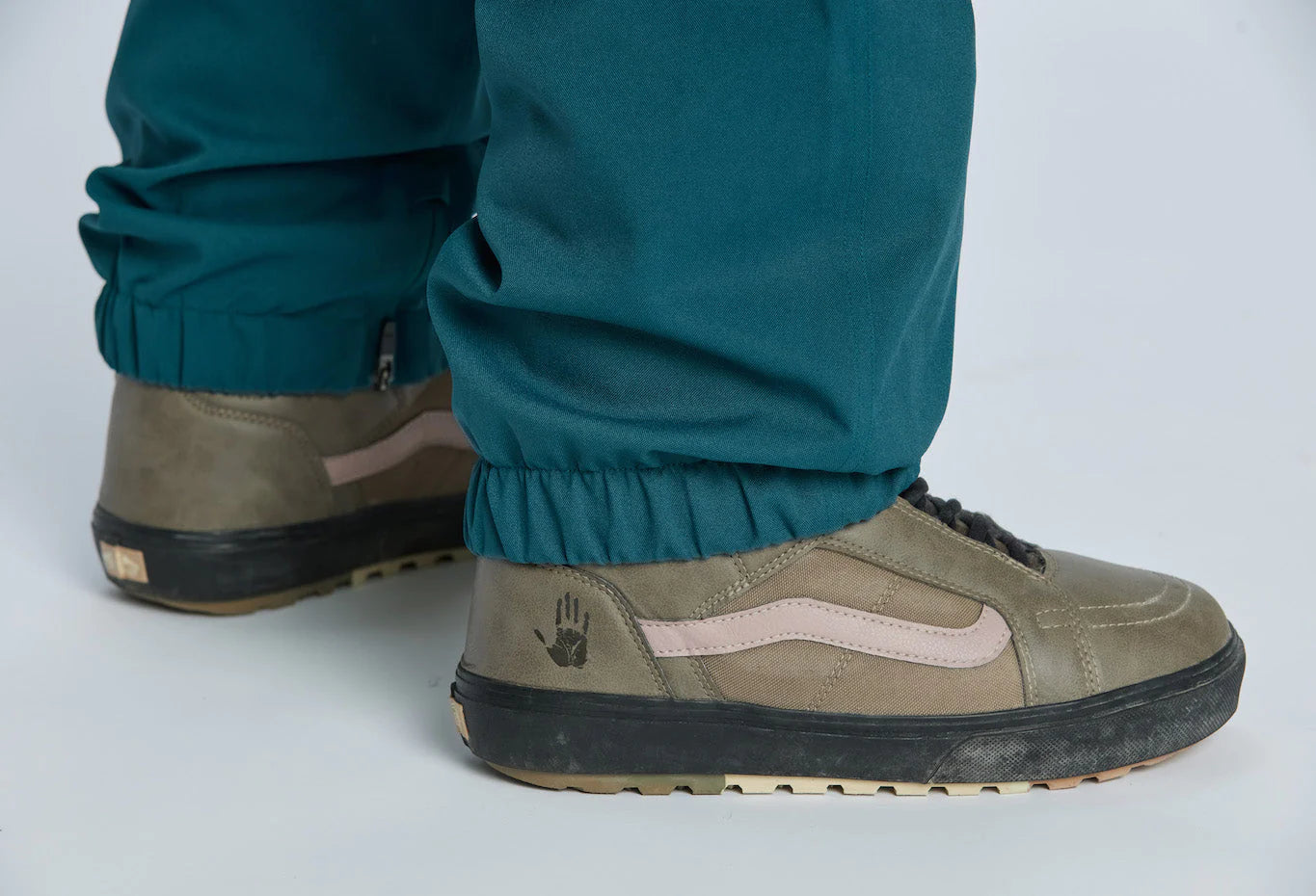 AirBlaster Men's Elastic Boss Snowboard Pant 2024