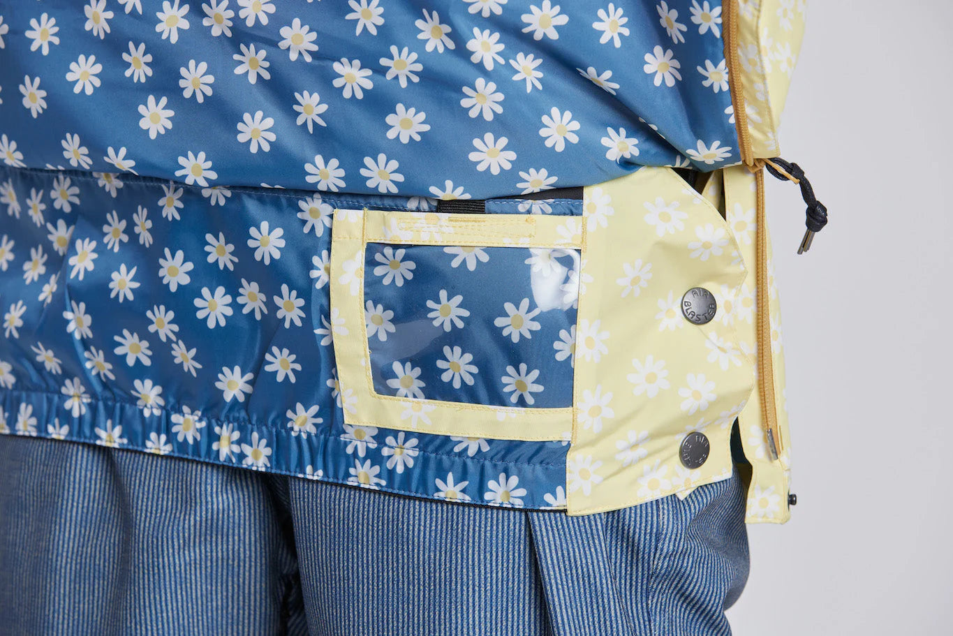 Airblaster Lady Trenchover Snowboard Jacket 2024