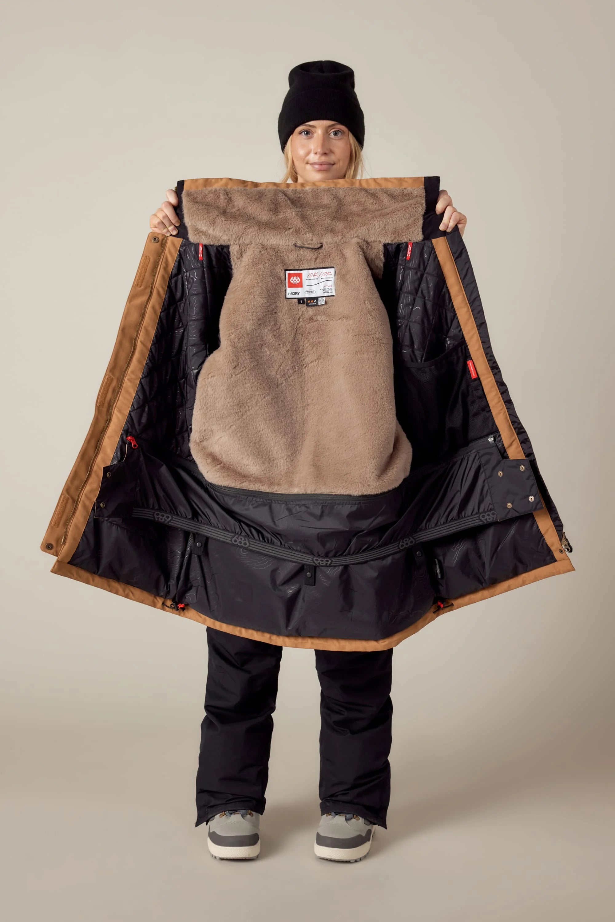 686 Women's Spirit Insulated Snowboard Jacket 2026