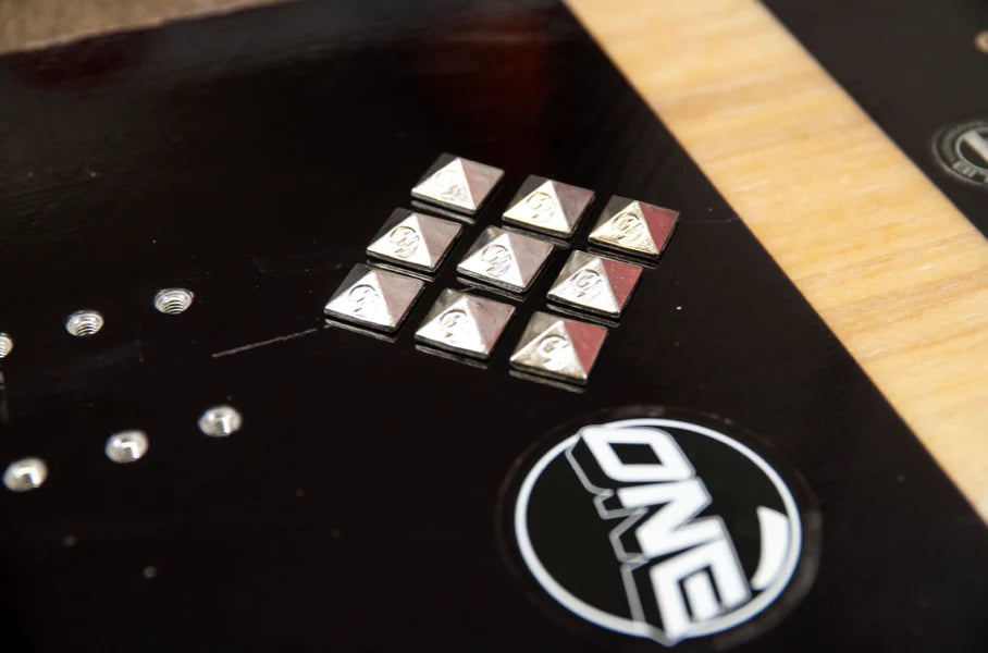 One Ball PUNKER STUDS SNOWBOARD STOMP PAD