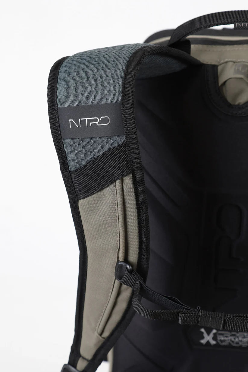 Nitro ROVER 14 14L Snowboard Backpack