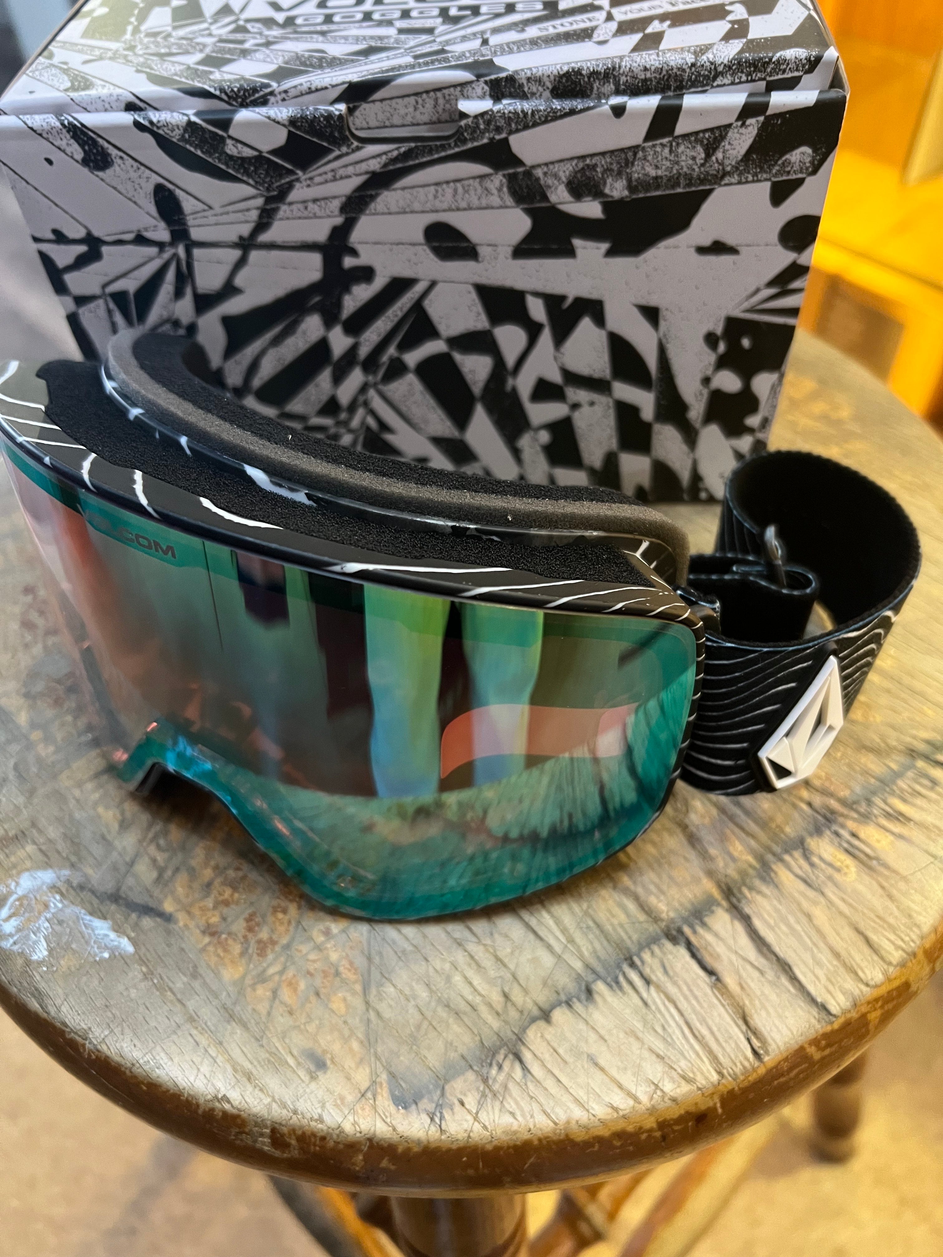 Volcom Odyssey Snowboard Goggles 2025